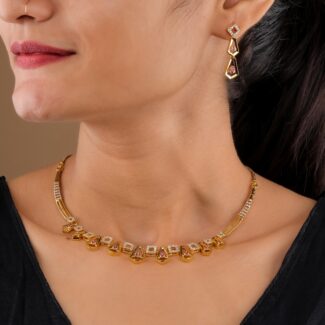 Zariya Golden Elegance Necklace Set