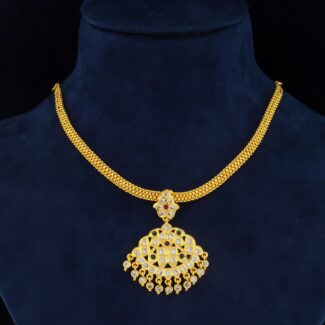 Zariya Royal Lattice Pendant Necklace